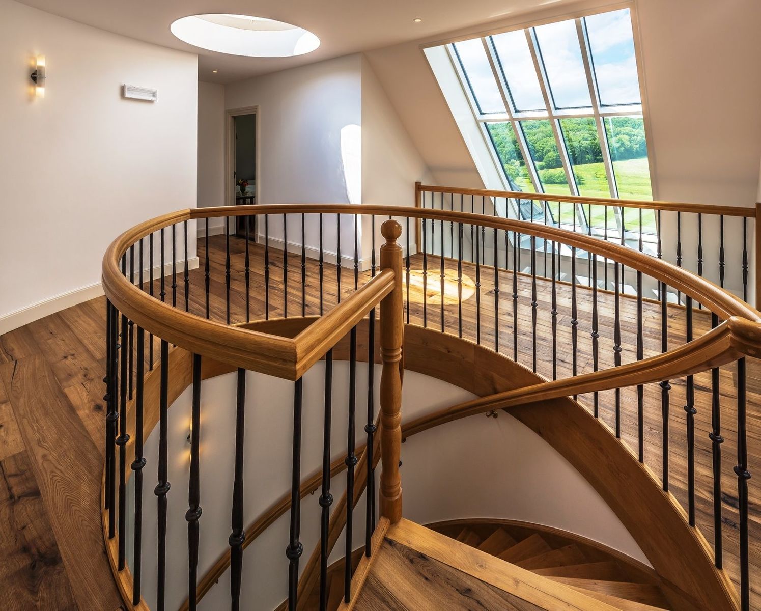 Witte Villa I luxe vakantiehuis Limburg met zwembad en sauna