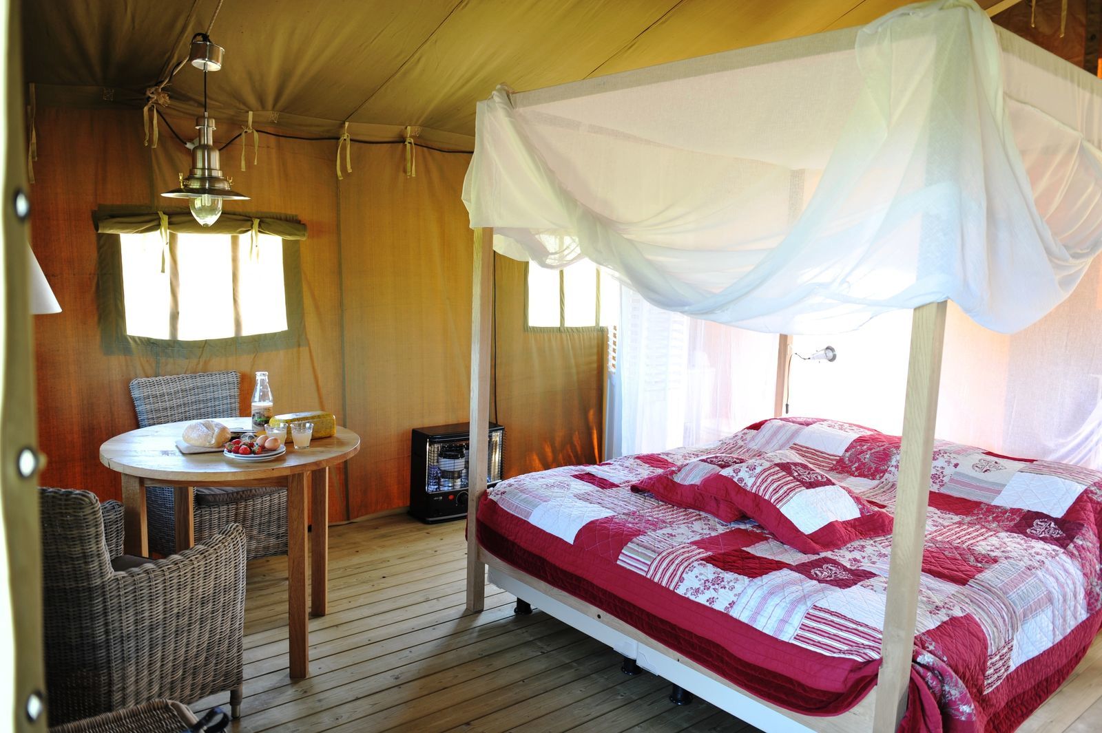 Twentse Buitenleven - Familie lodgetent I luxe kamperen 