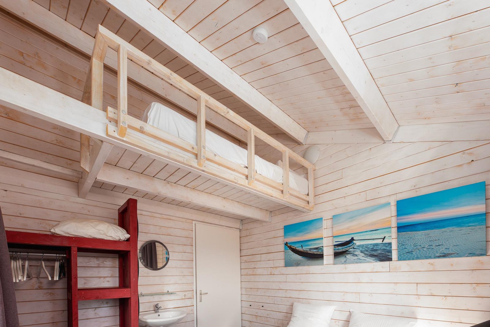 Familiehuis met Hottub + trekkershutten | 18 Pers.