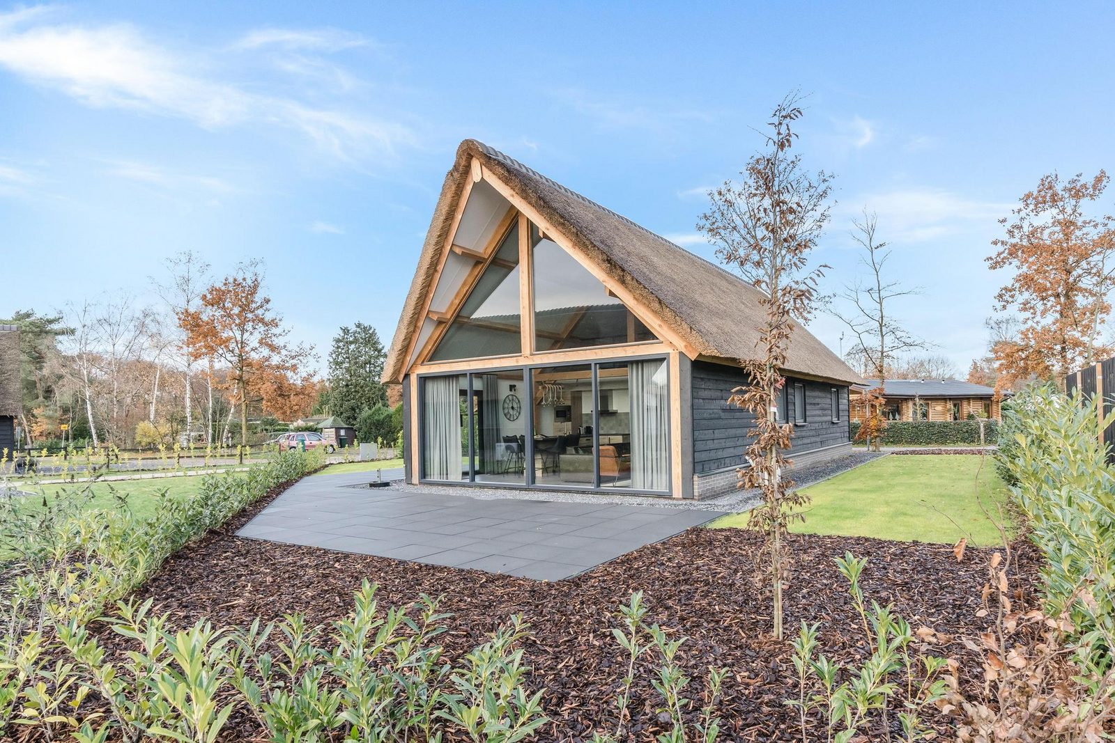 Farm Lodge 677