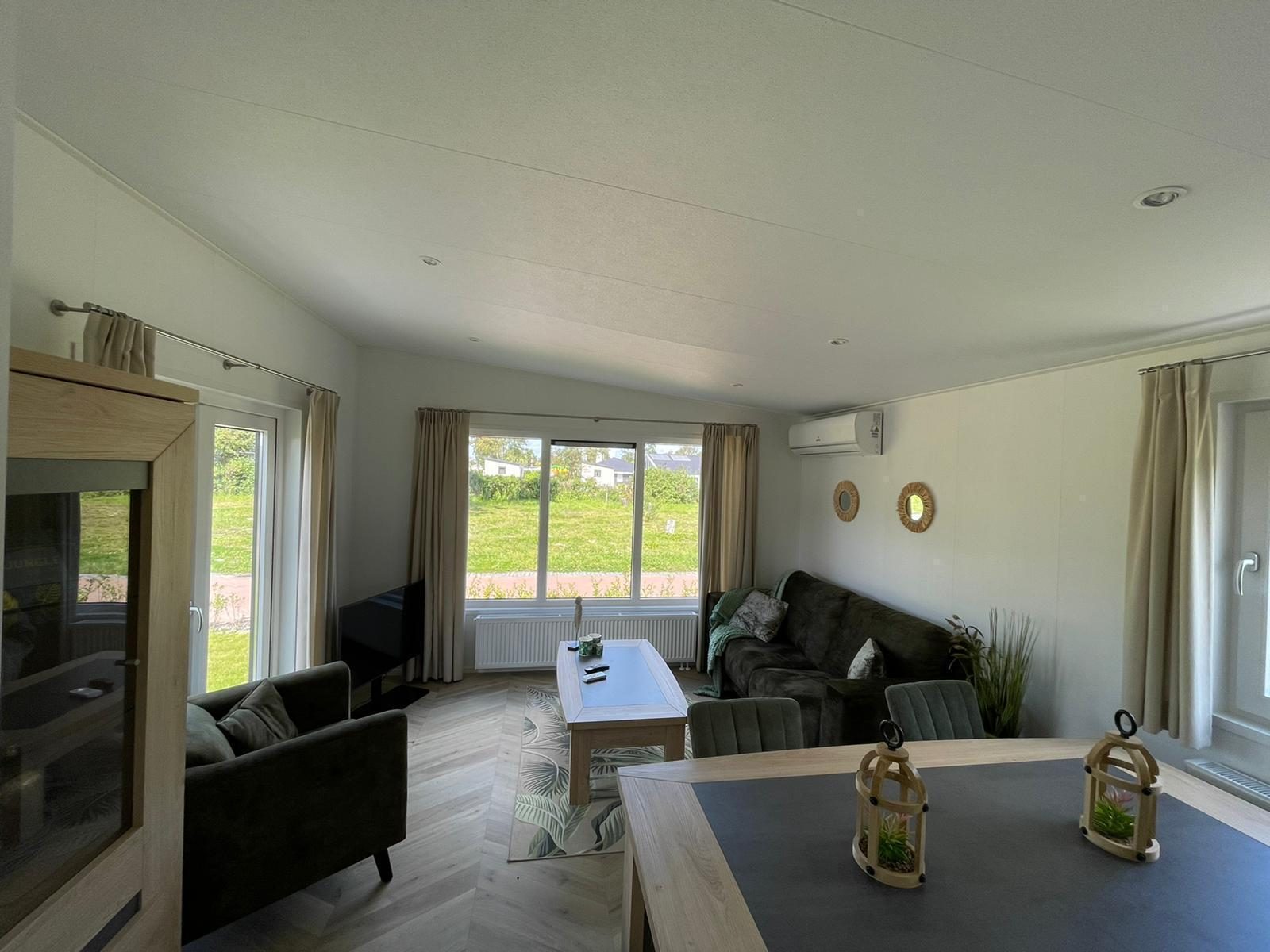 VZ2324 Vakantiechalet in Scherpenisse