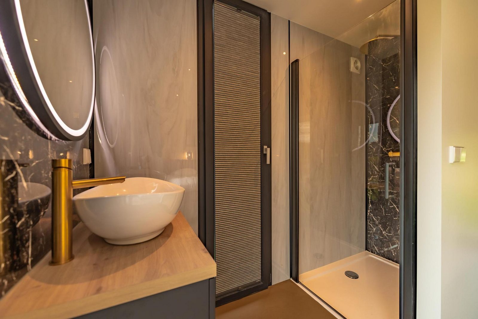 Wald Lodge BL6