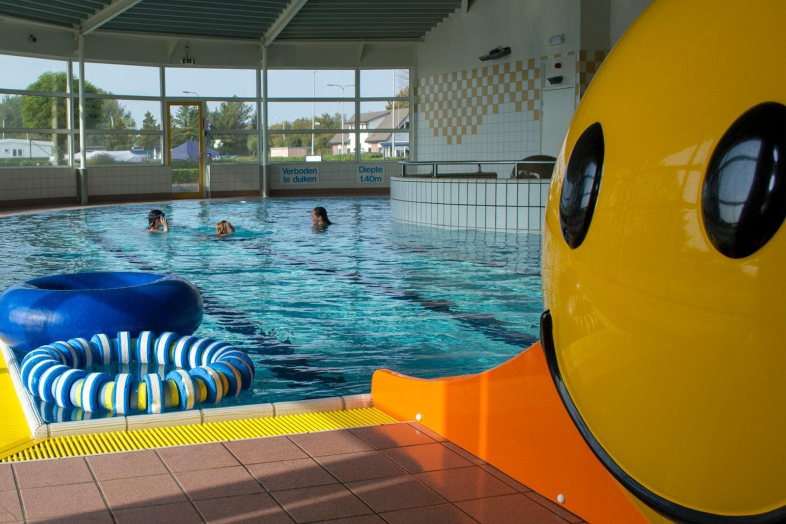Comfort pitch with private sanitary facilities