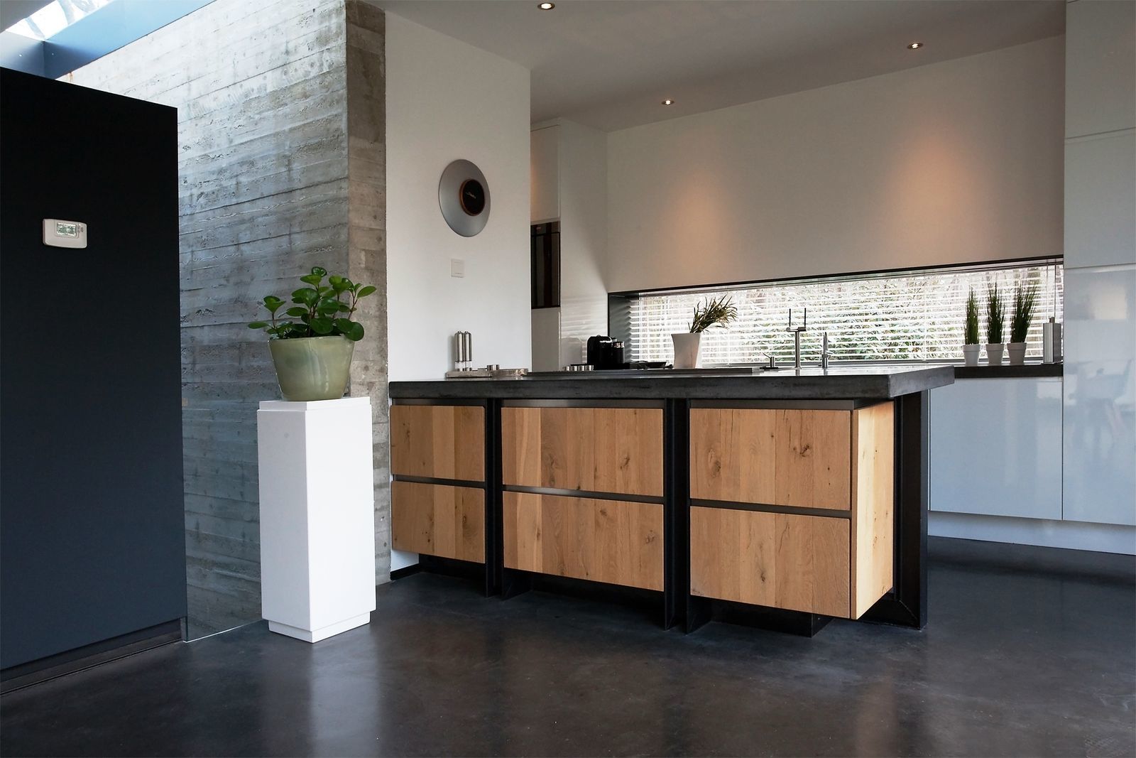 Betonnen Boshuis - luxe wellness vakantiehuis in Brabant