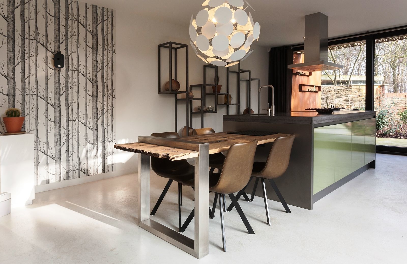 Stalen Boshuis - luxe vakantiehuis met sauna in Brabant
