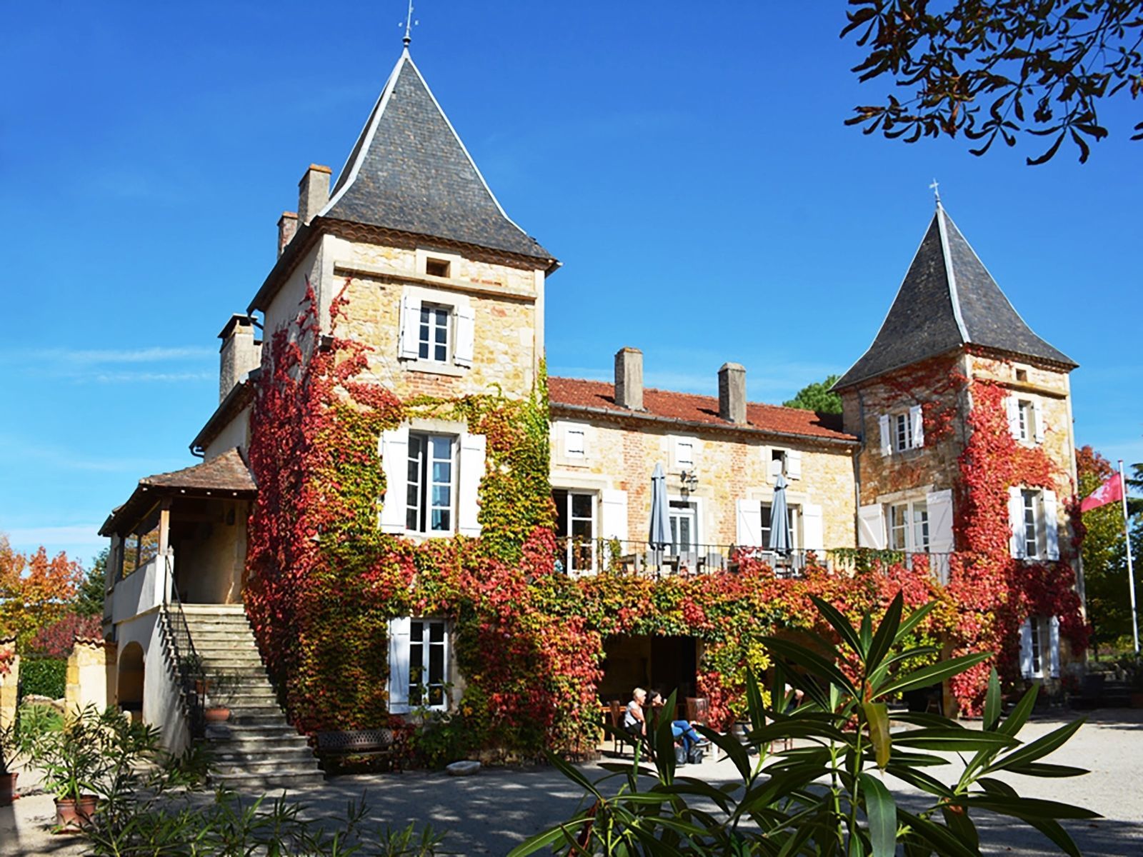 Chateau Prayssac - B vakantiehuis met zwembad
