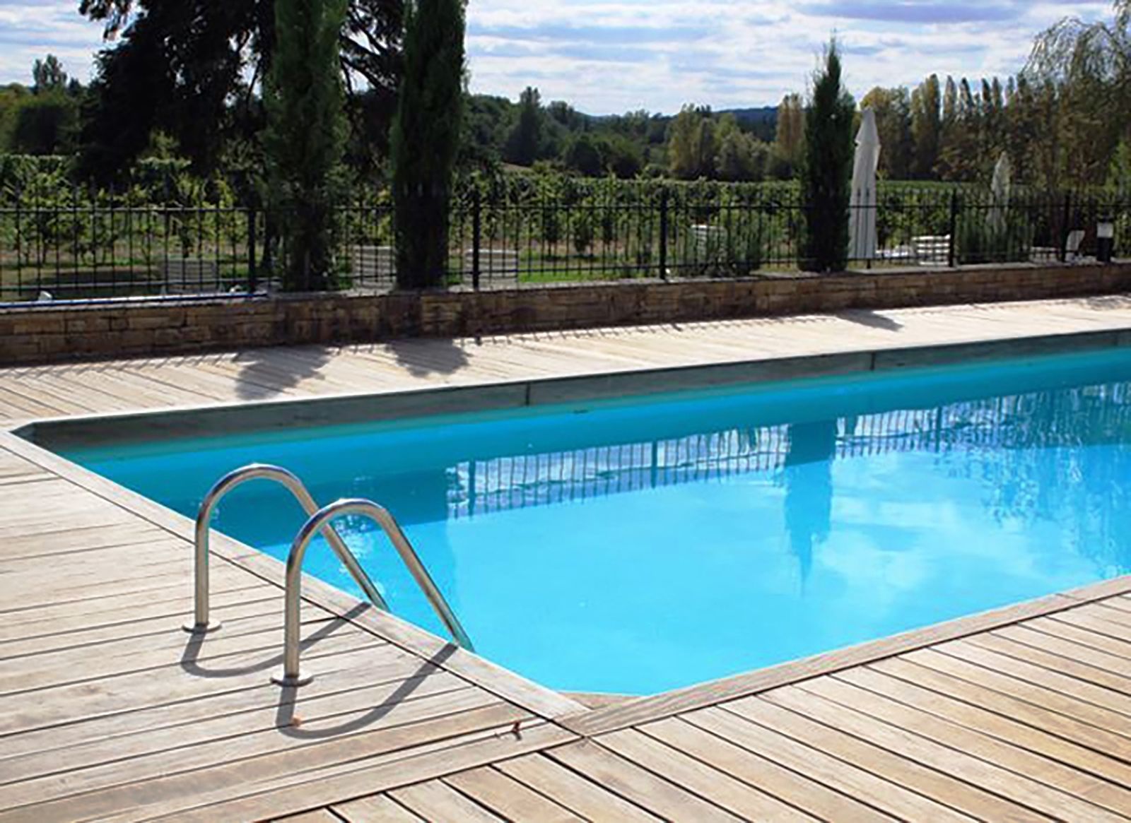 Chateau Prayssac - B vakantiehuis met zwembad
