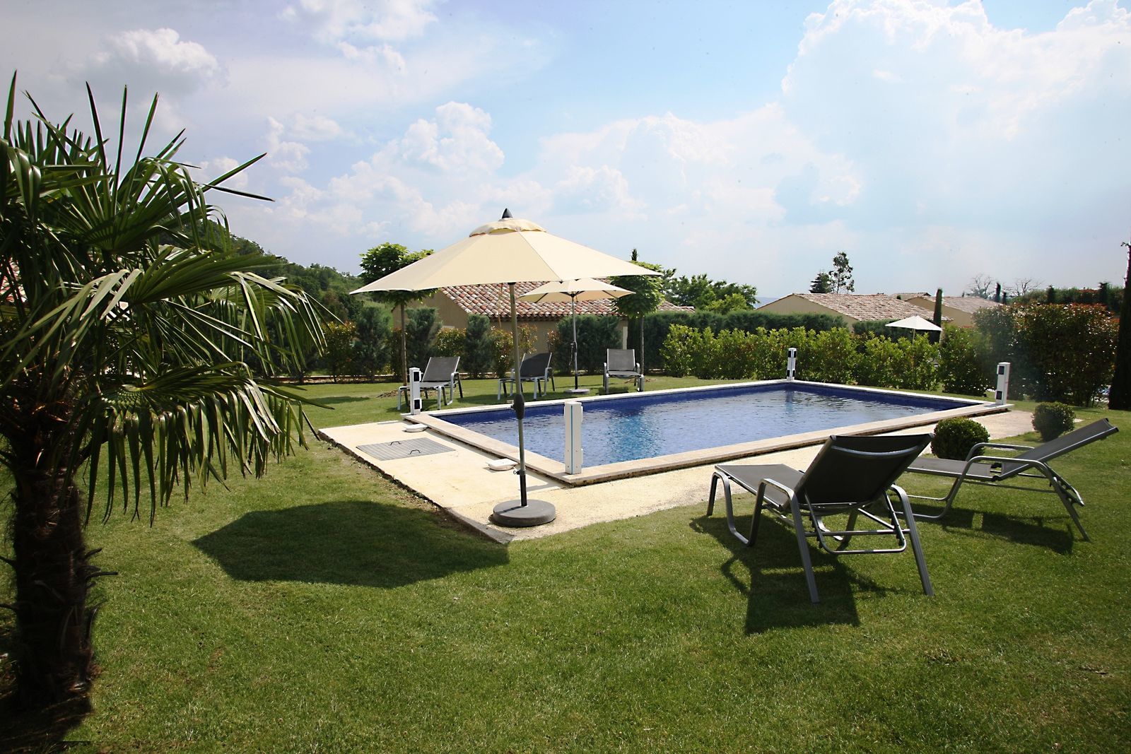 Park Beaudine - vakantiewoning T3 met prive-zwembad Provence