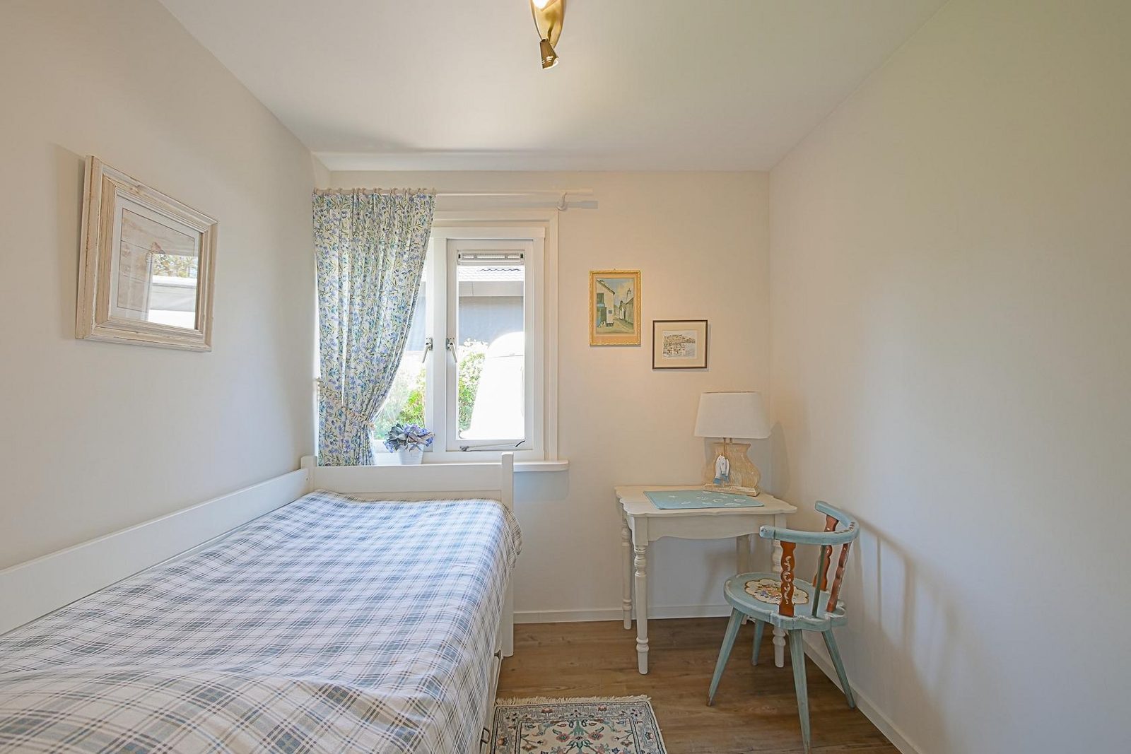 Blue Bay Cottage