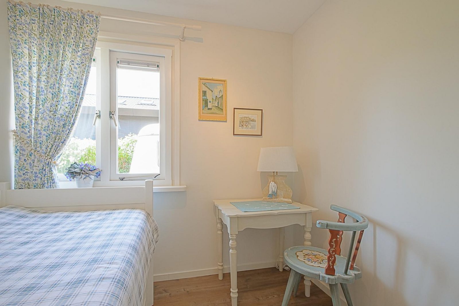 Blue Bay Cottage
