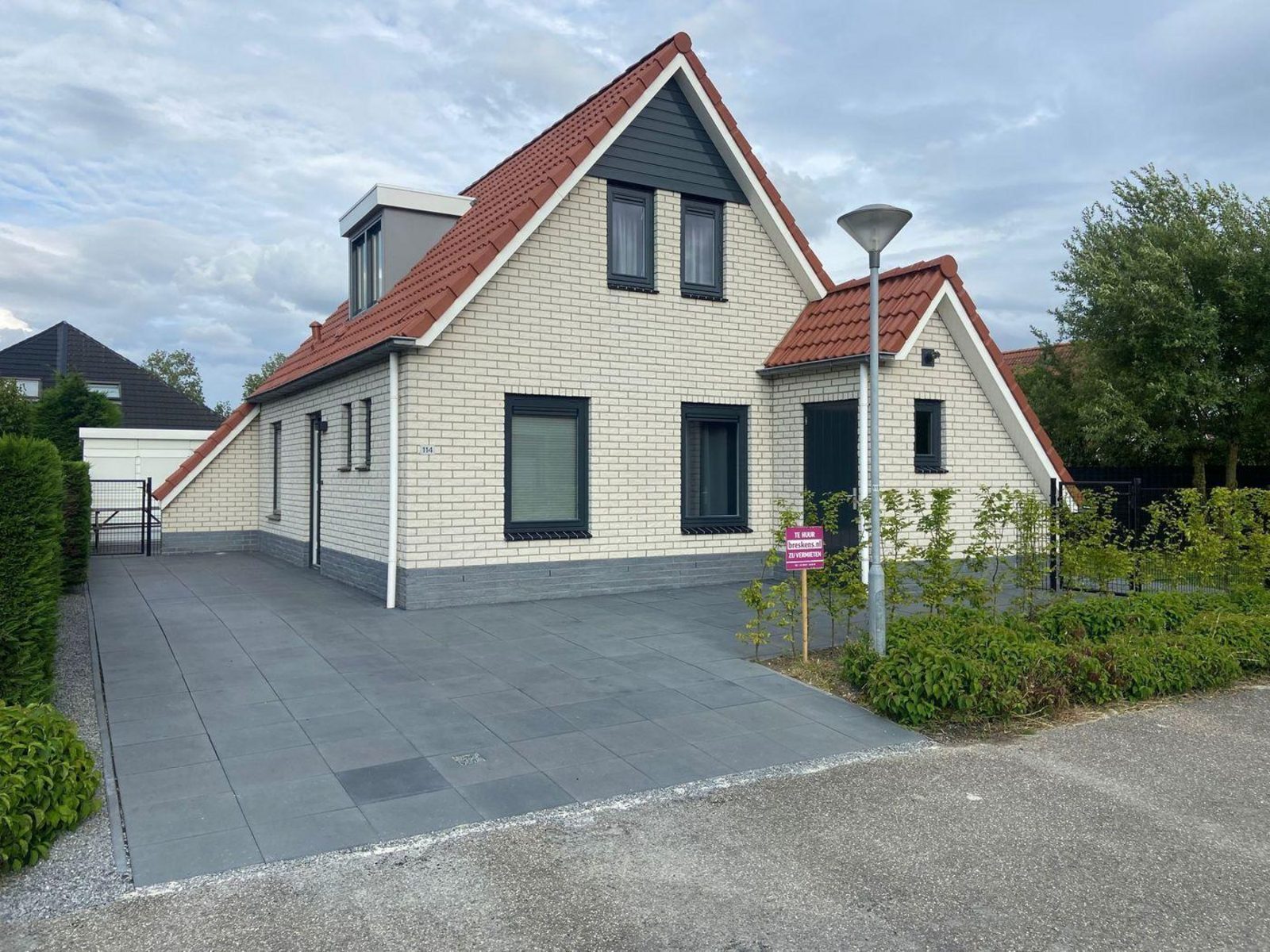 Schoneveld 114 (Zeemeeuw+), Breskens