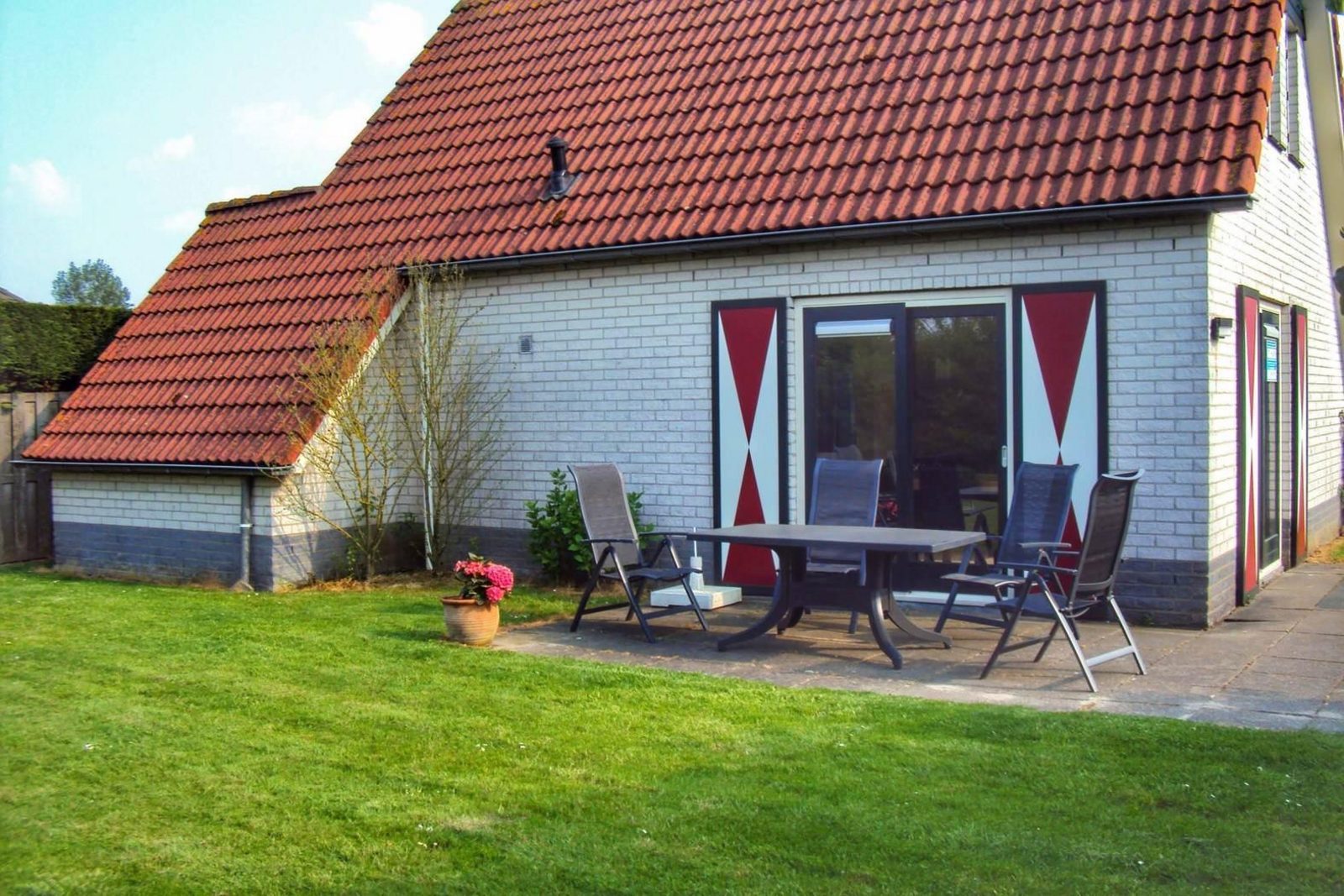 Schoneveld 146 (Zeemeeuw), Breskens