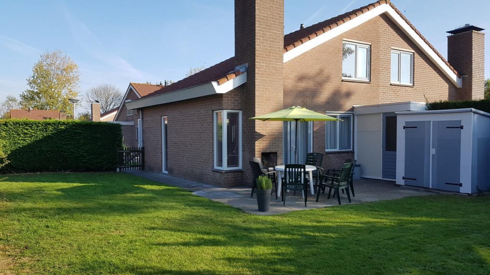 Schoneveld 353 (Strandparel), Breskens