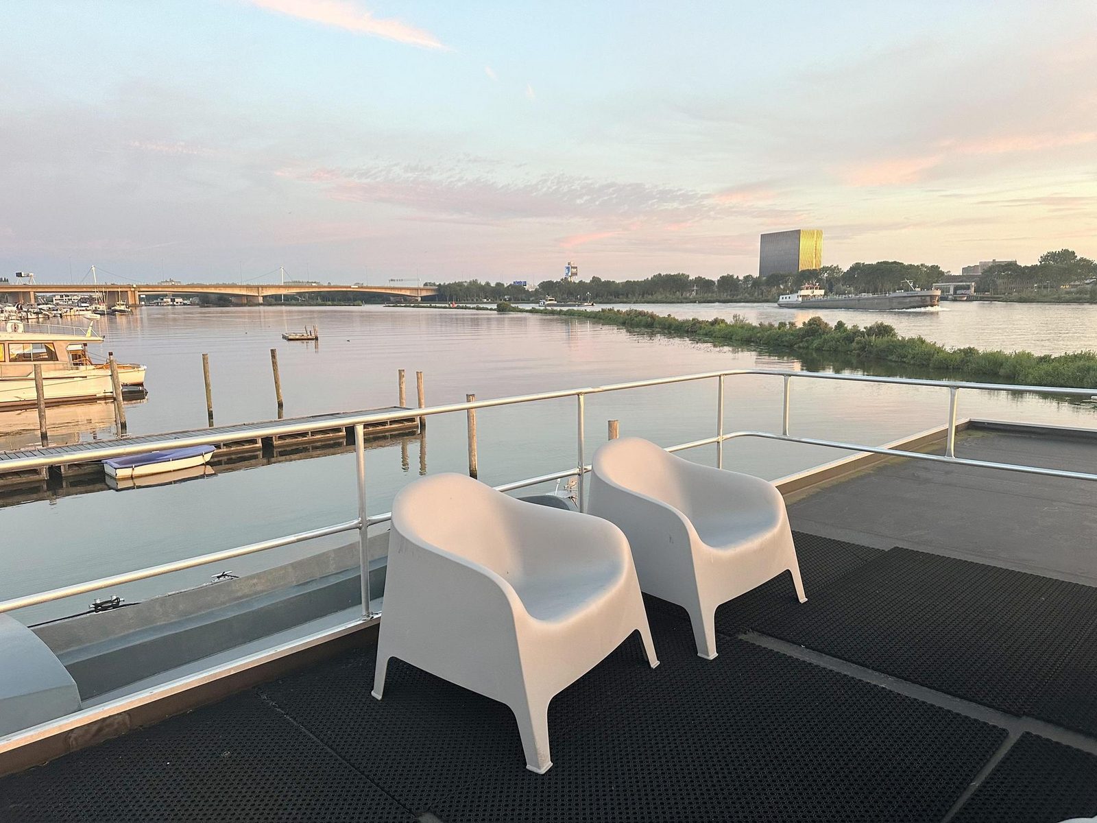 Harbor lodge+ 4-6 persons Amsterdam