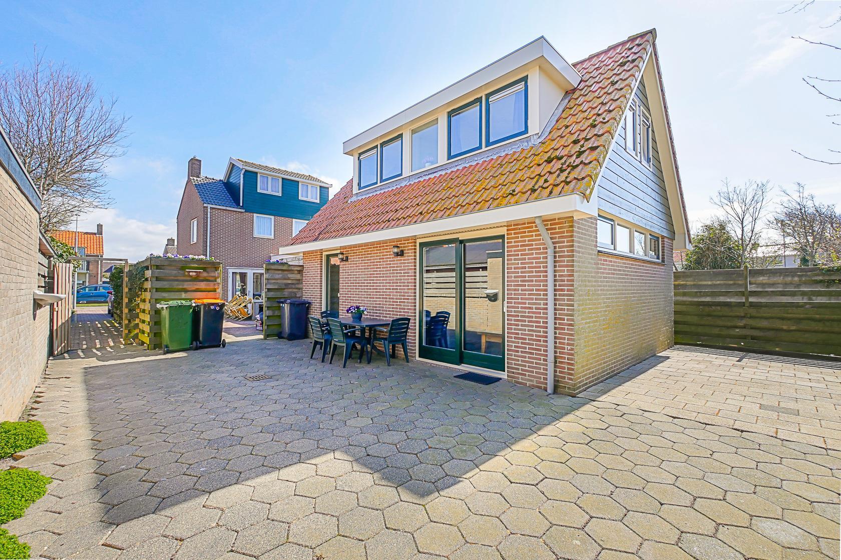 Ferienhaus mit umzäuntem Garten in Callantsoog (Niederlande) und 2 Hunde erlaubt