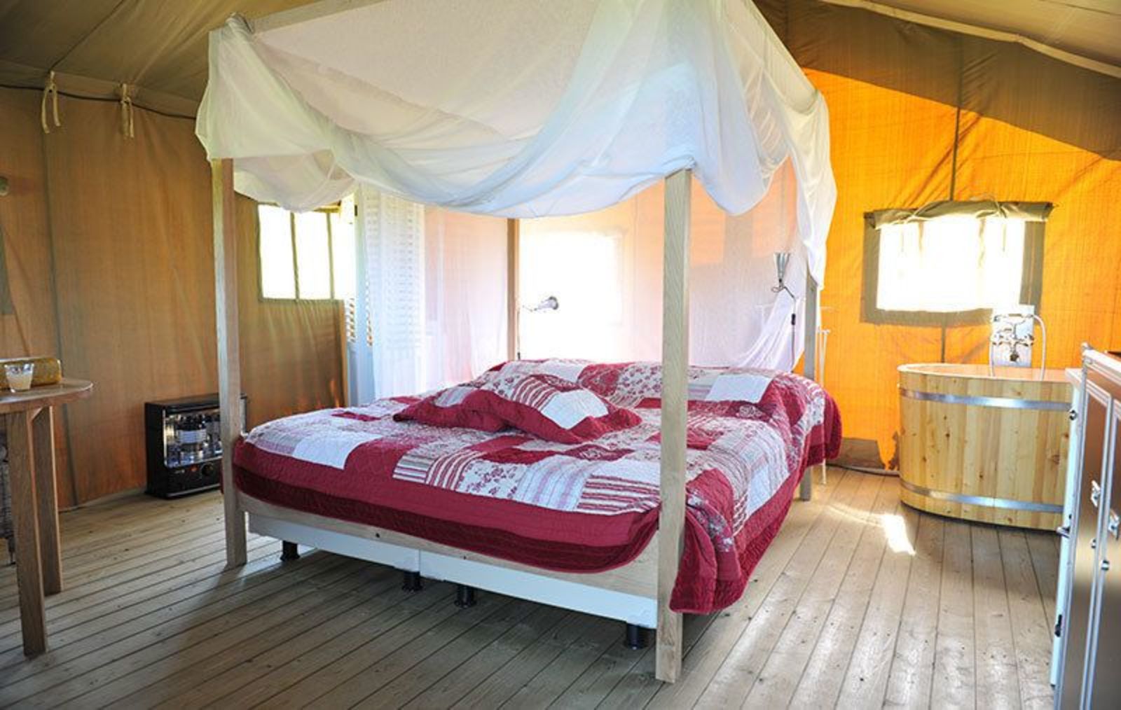 Twentse Buitenleven - Twin Lodgetent I romantisch kamperen