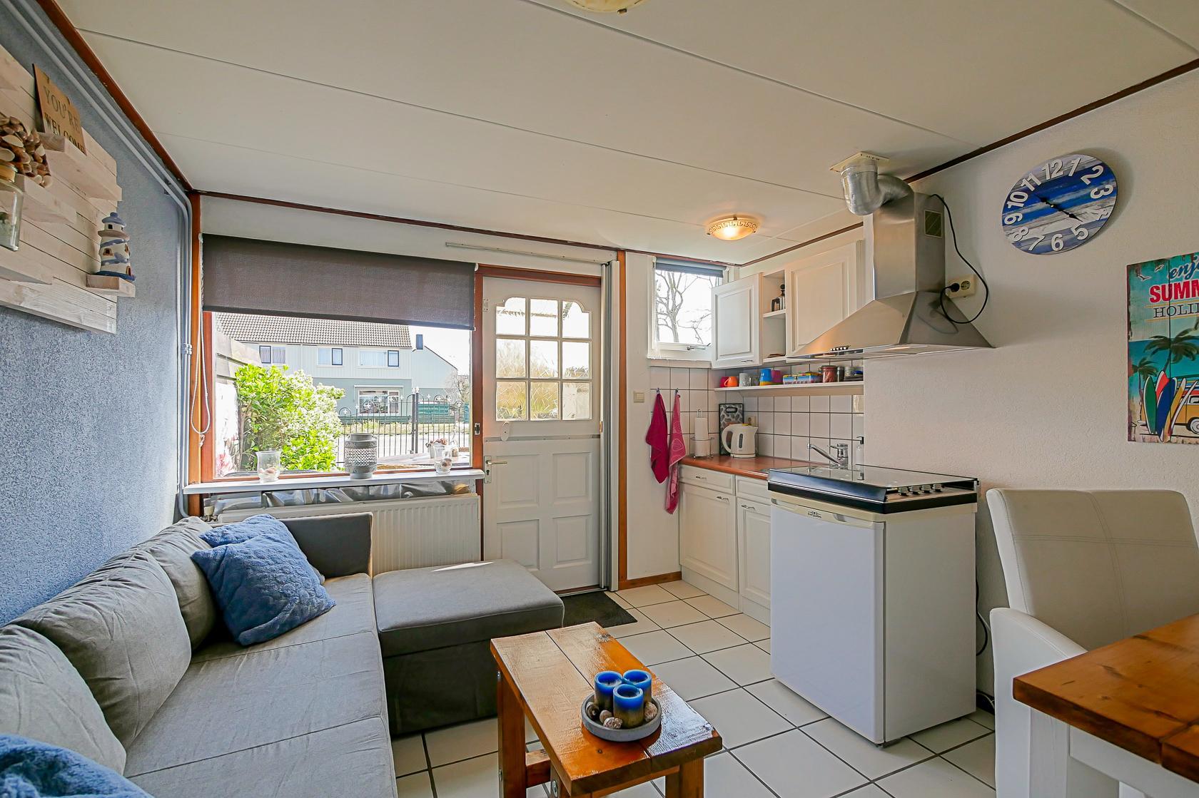 Genießen Sie einen kompakten und komfortablen Aufenthalt im Sommerhaus Petite: einem gemütlichen Ferienhaus in der Nähe des Strandes von Callantsoog