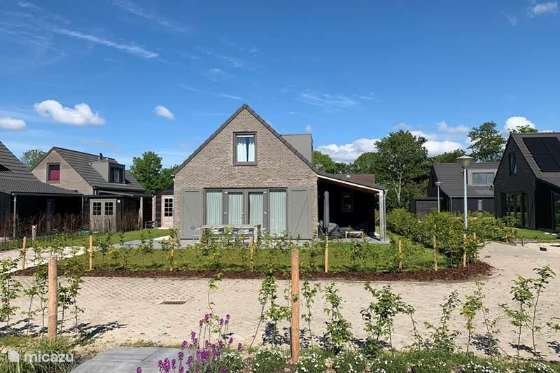 Kom tot rust in dit nieuwe en comfortabel ingerichte vakantiehuis