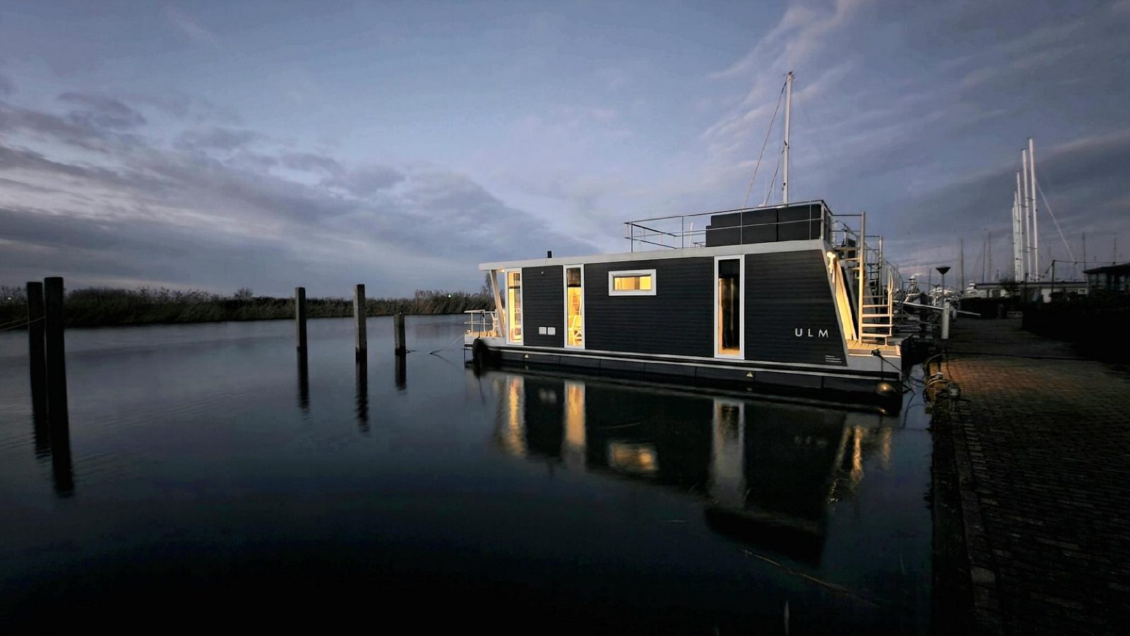 Havenlodge 4-6 pers Lelystad