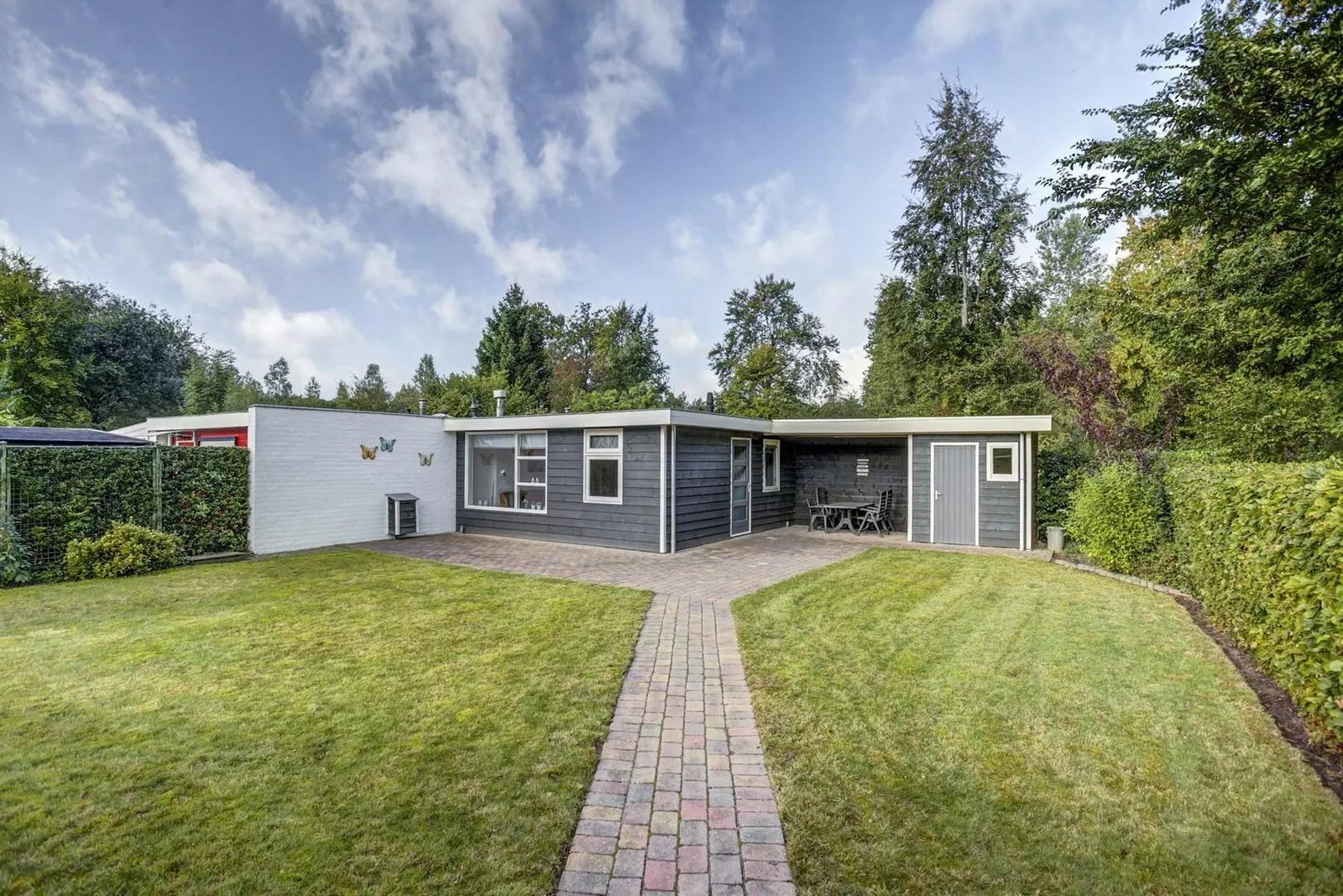 Bungalow 111