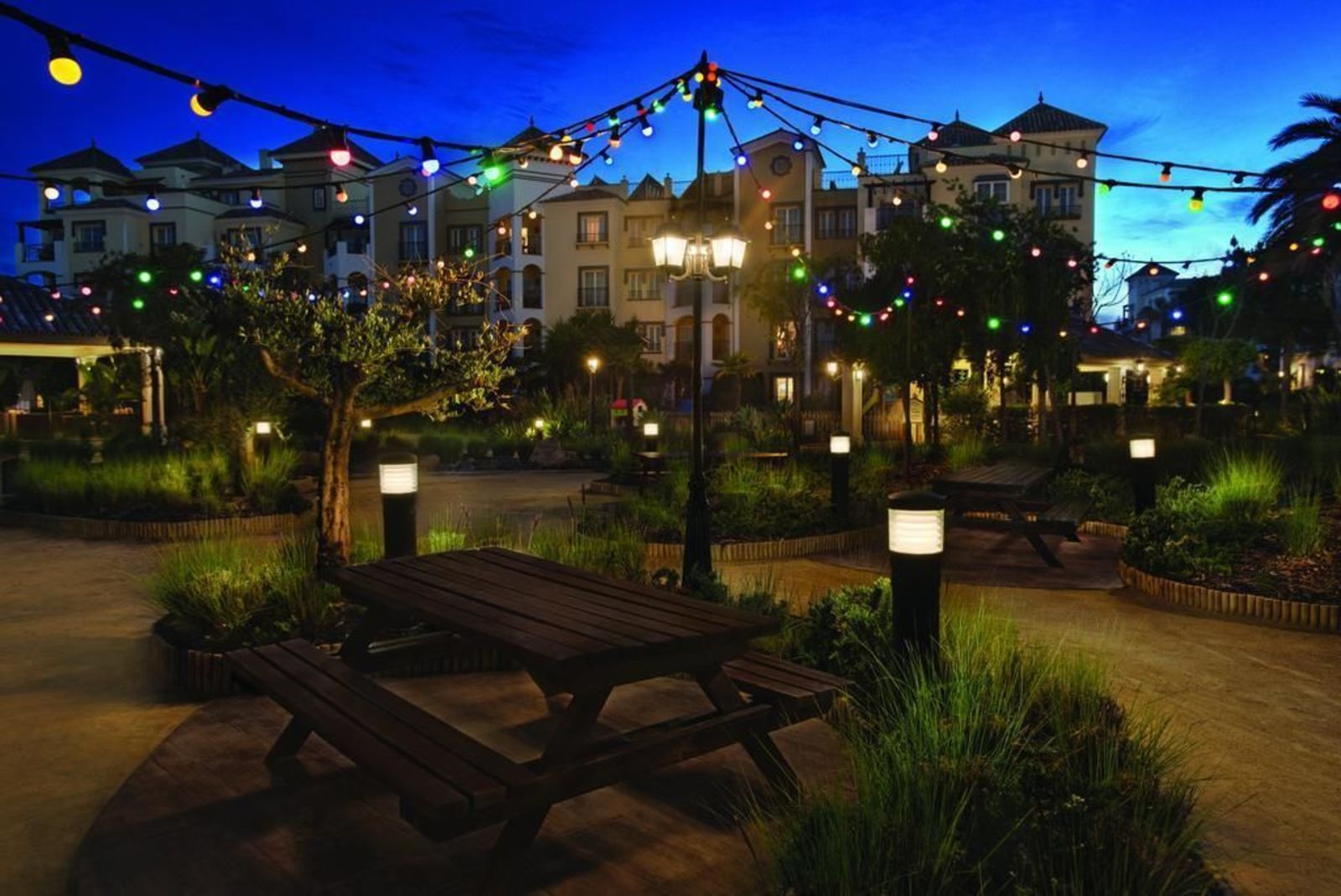 Marriott's Playa Andaluza, Estudio