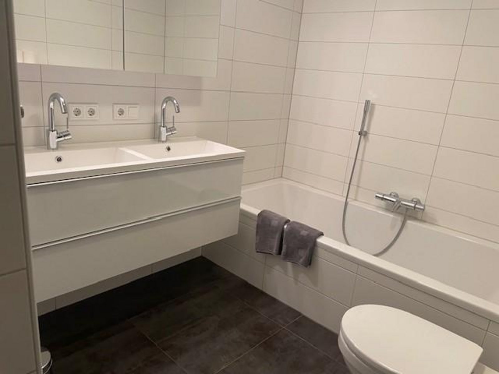 Kristall Apartments E