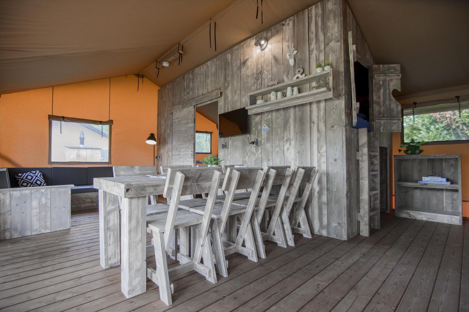 Danny's-Lodge