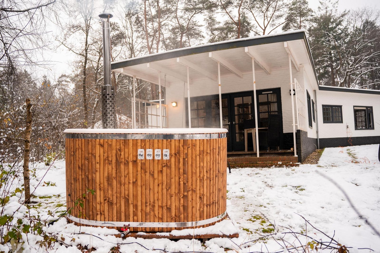 2 pers. Bungalow Monumentaal met hottub 