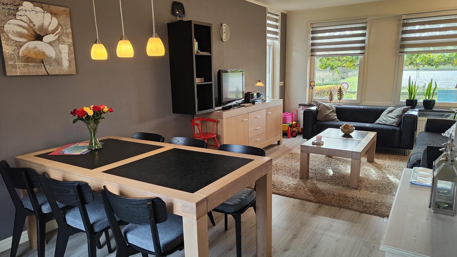 VZ736 Holiday Home Ellewoutsdijk