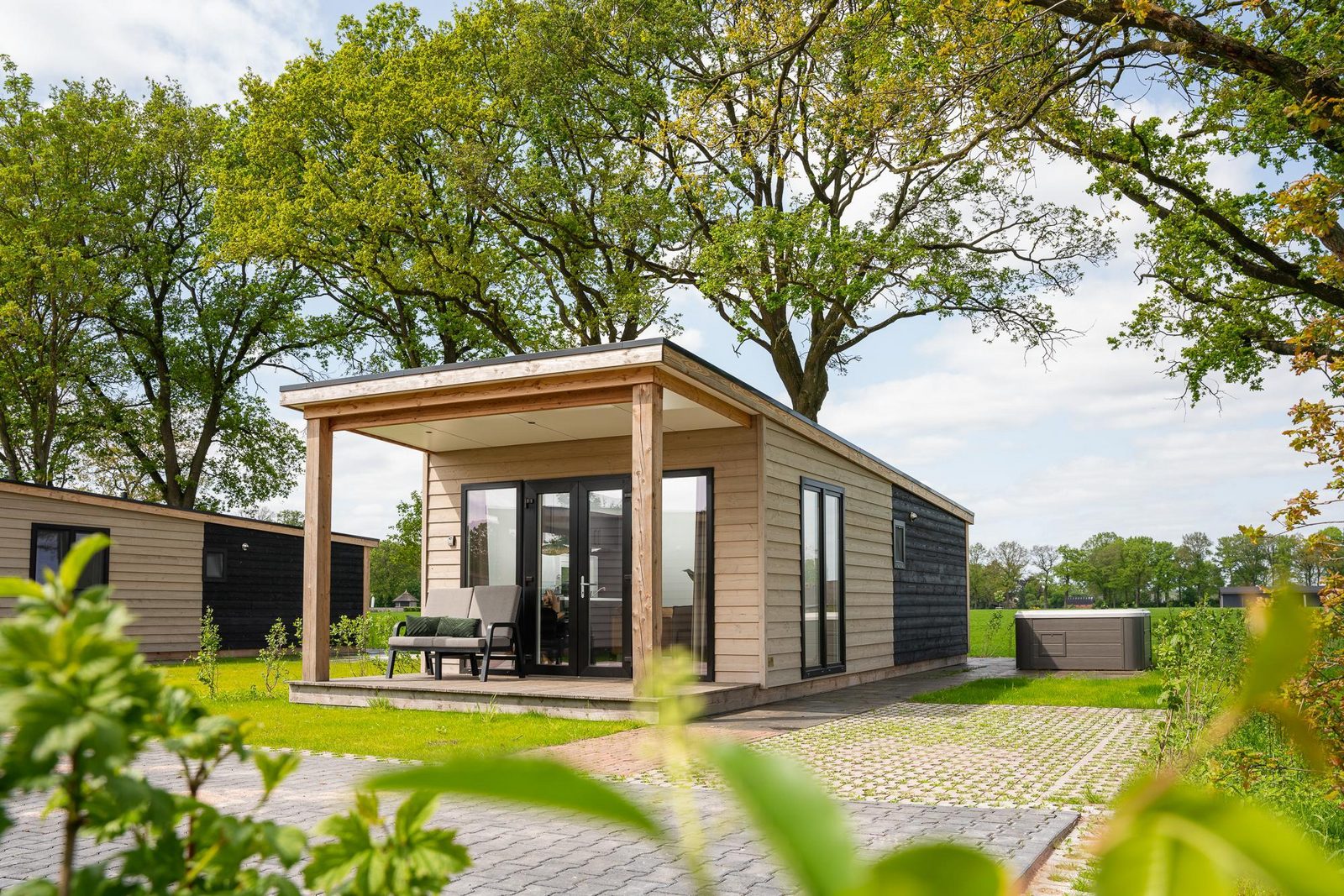 Panorama Wellnesslodge | jacuzzi, sauna en sunshower | 2 personen