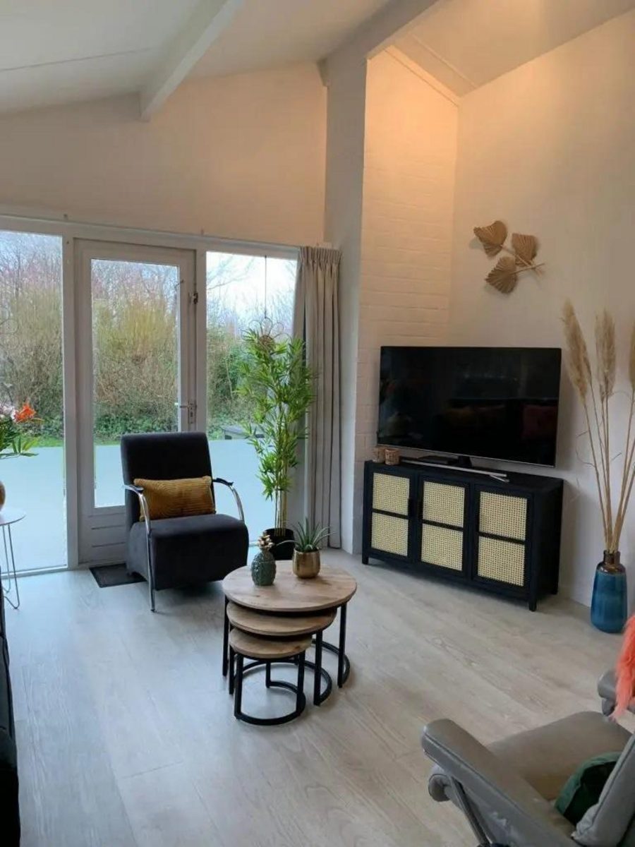 Bungalow 001