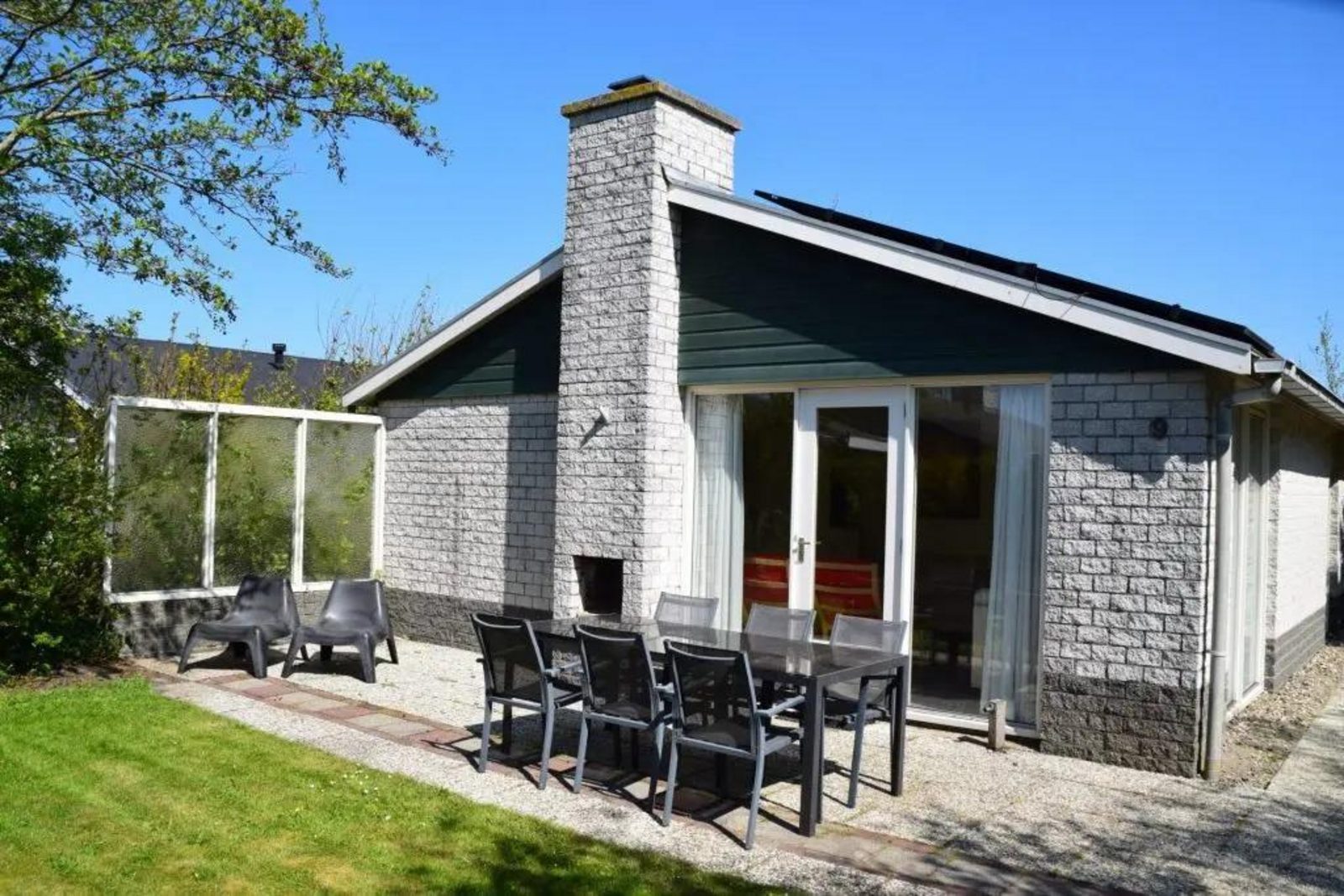 Bungalow 009