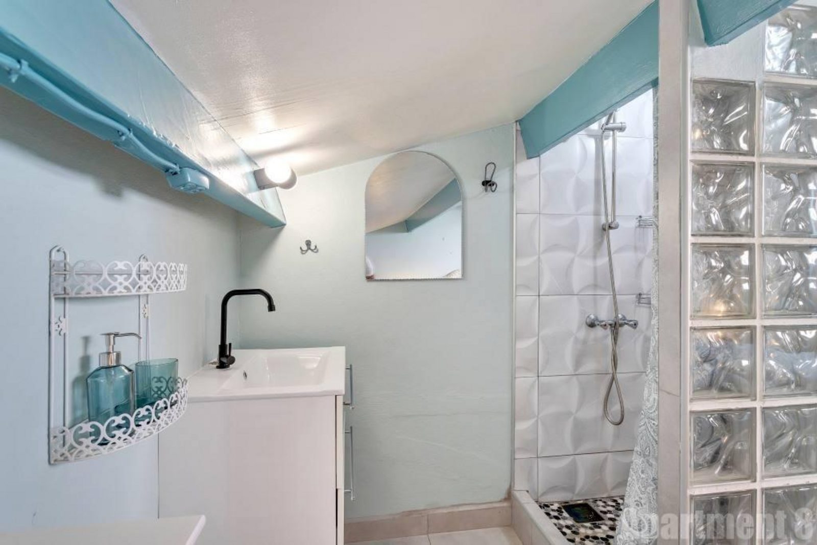 Bonaire Oceanfront 2-bedroom Apartment