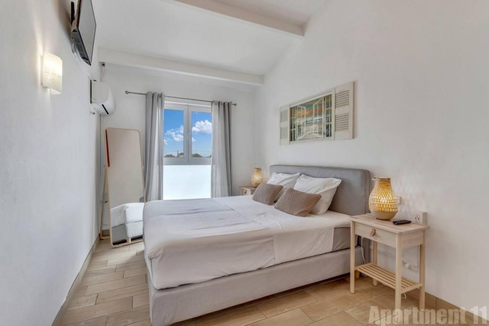Bonaire Oceanfront 2-bedroom Apartment