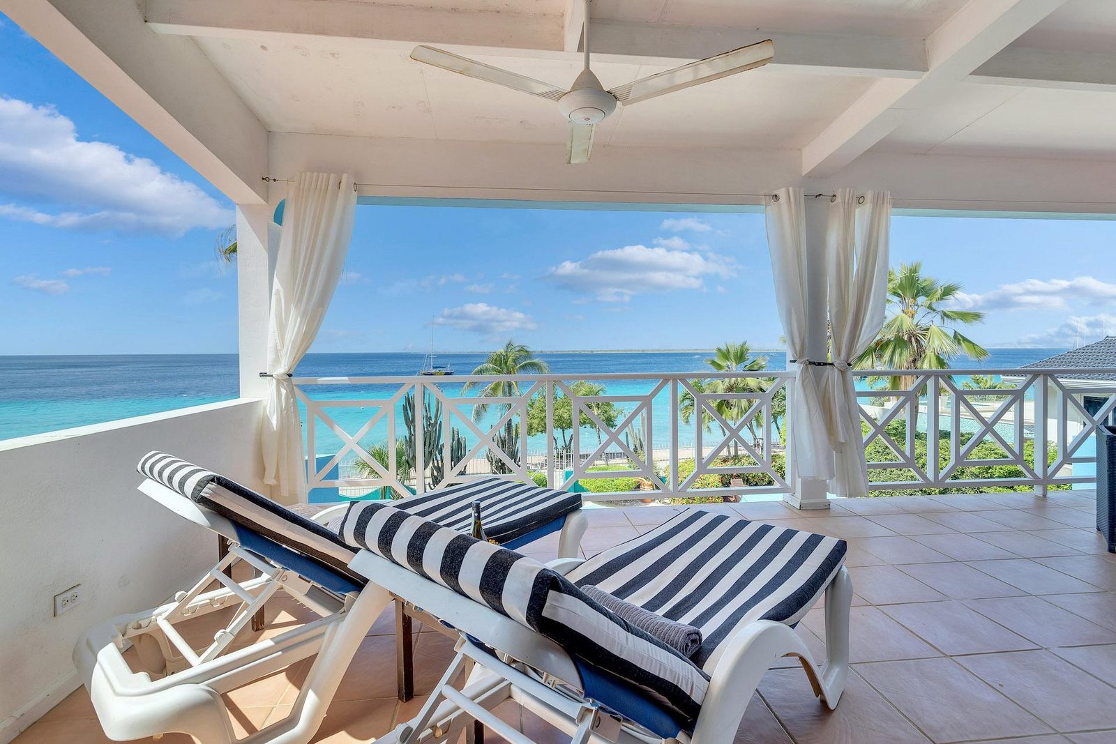 Bonaire Oceanfront Penthouse