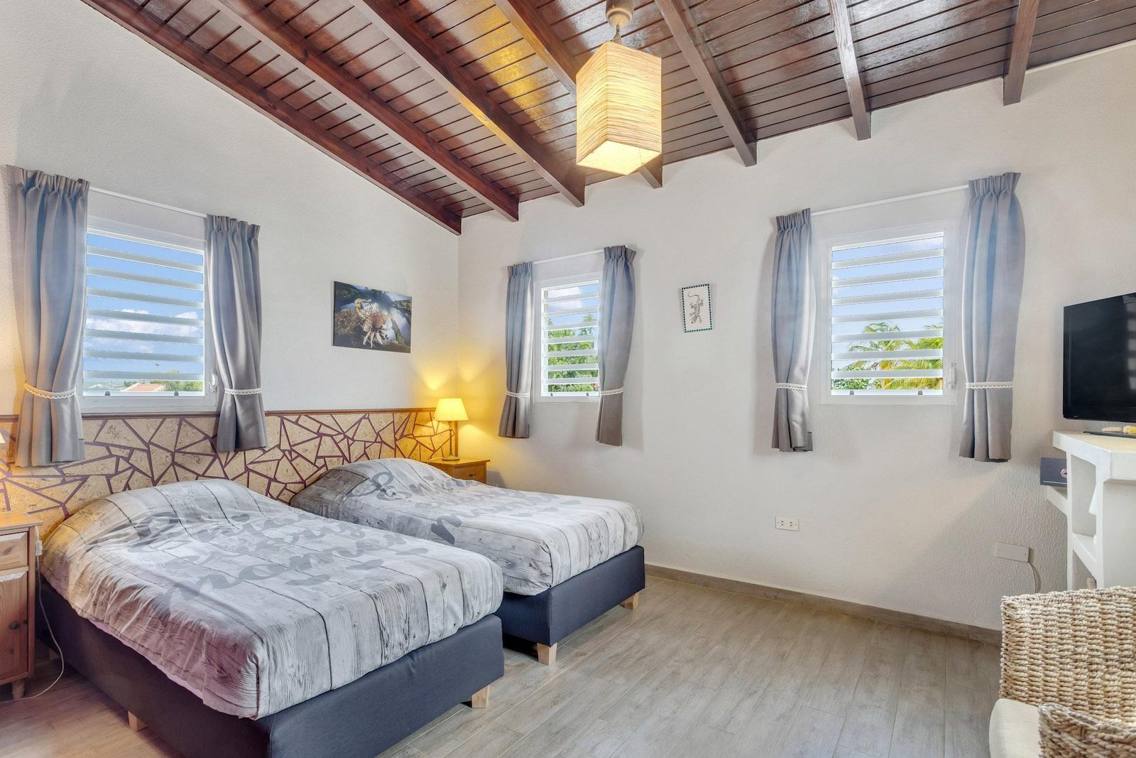 Bonaire Sunset Villa