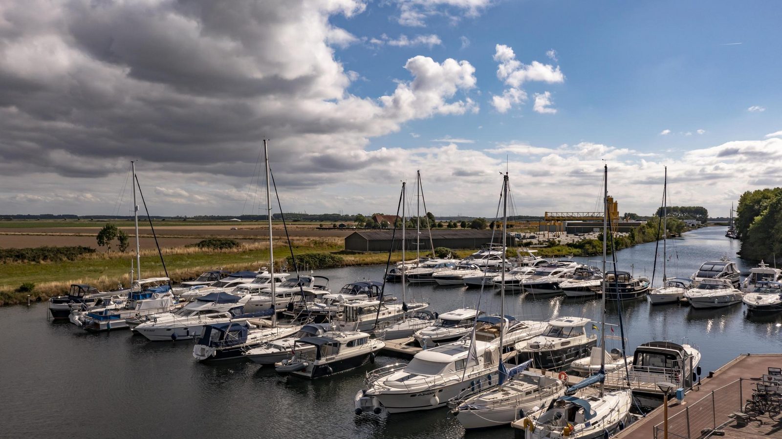 Harbour Loft 1C | Résidence Marina