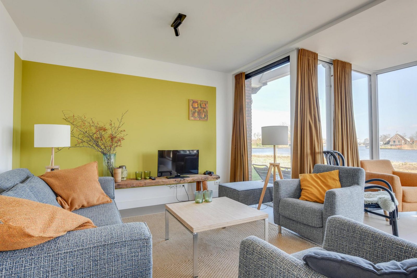 Meervilla detached-6 personen