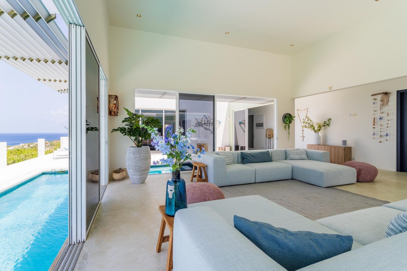 Crown Casa