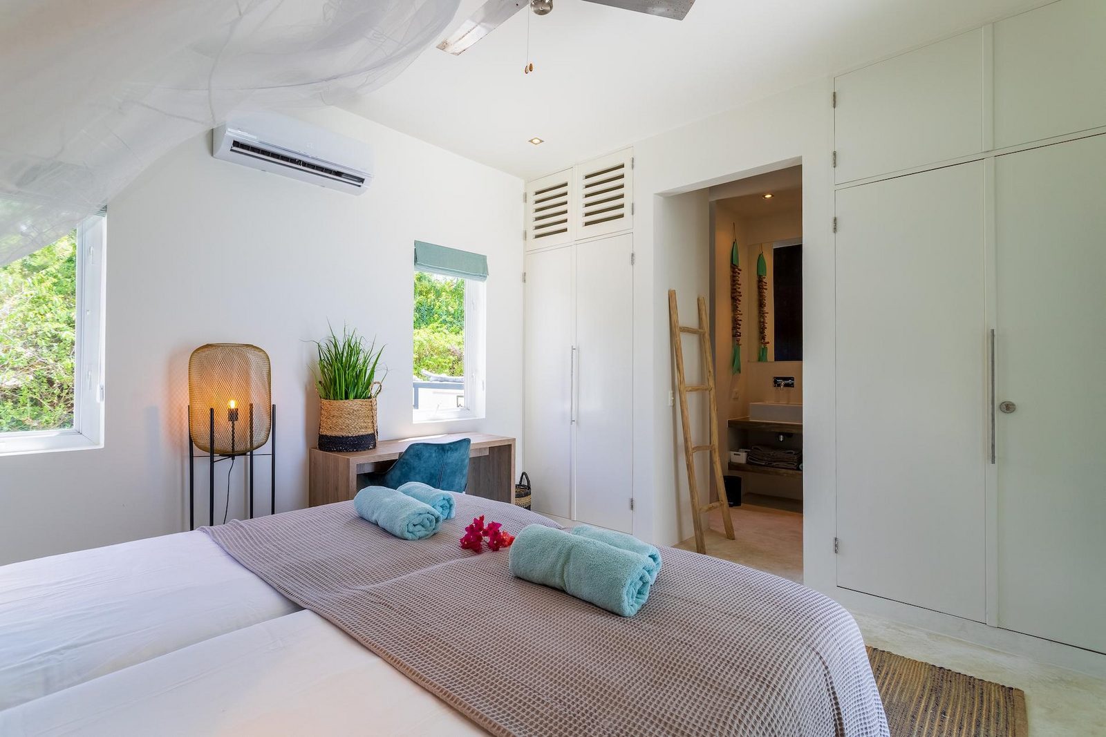 Crown Casa