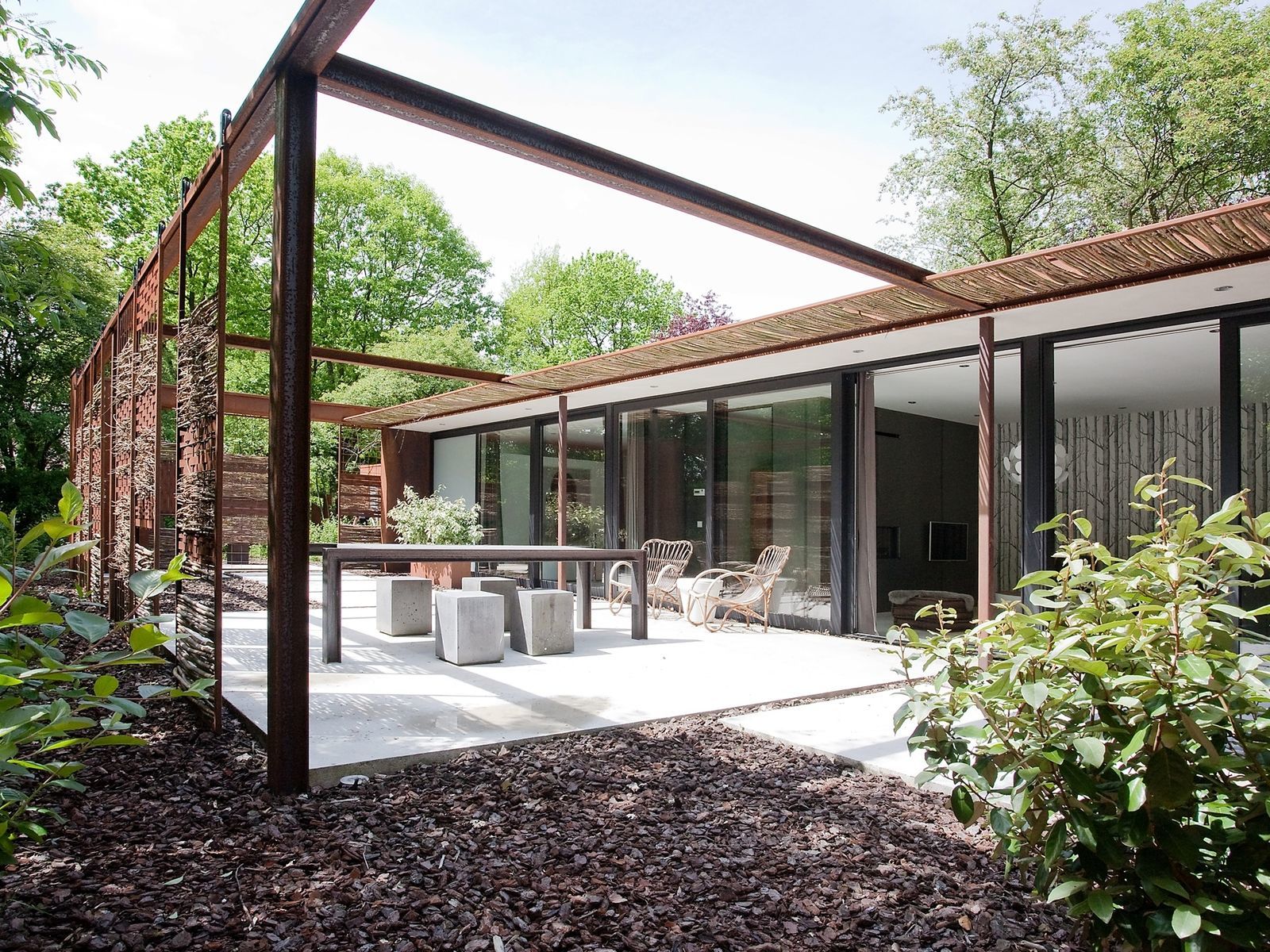Stalen Boshuis - luxe vakantiehuis met sauna in Brabant