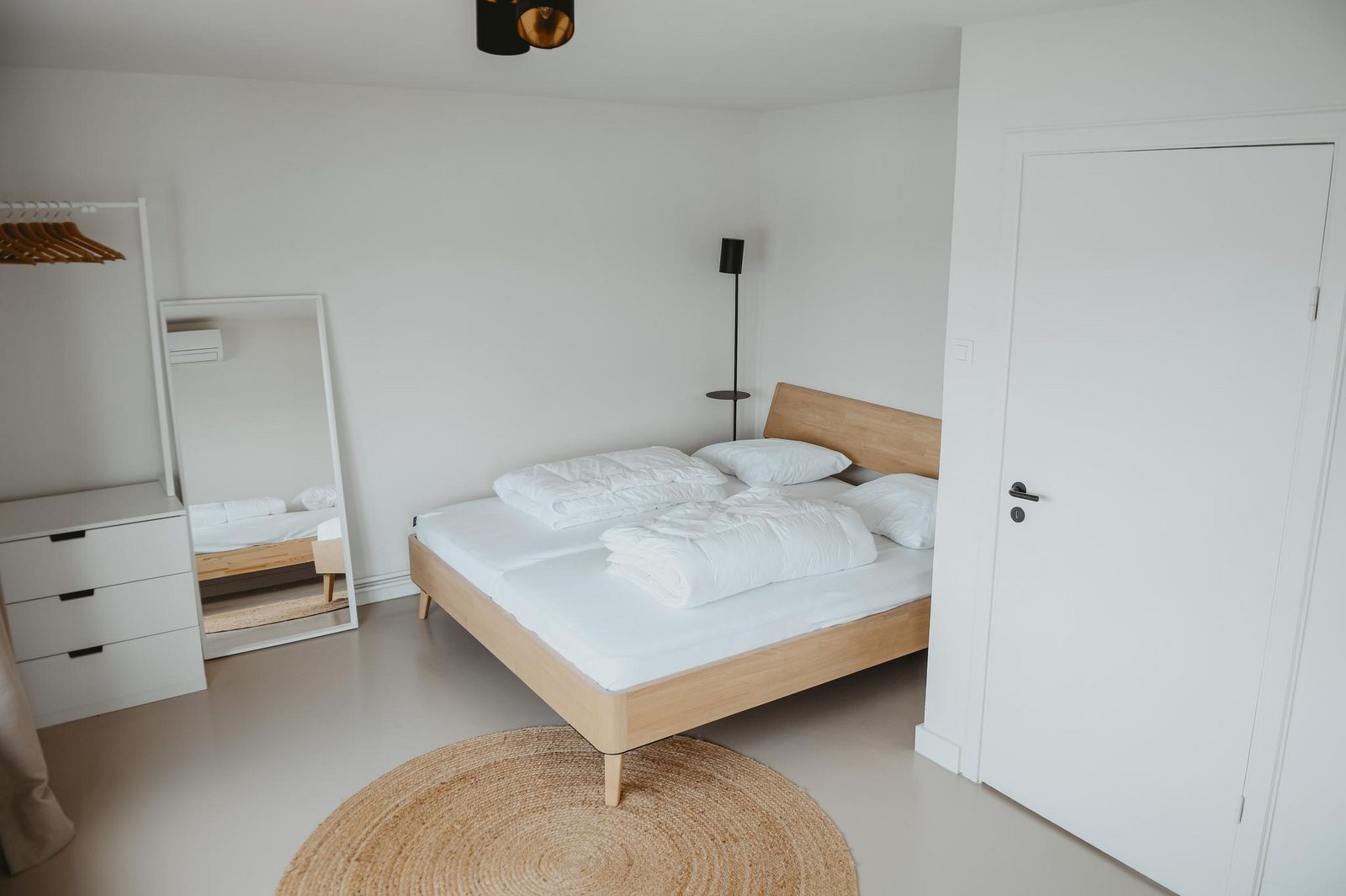 MaasSuites.com - The River House