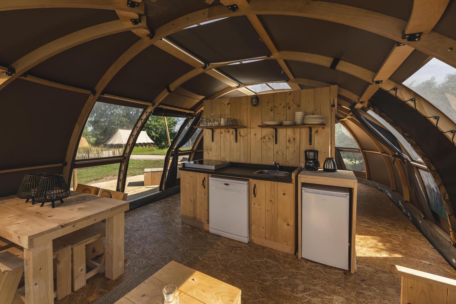 Groepsaccommodatie (6x luxe glampingtent) I 32 personen