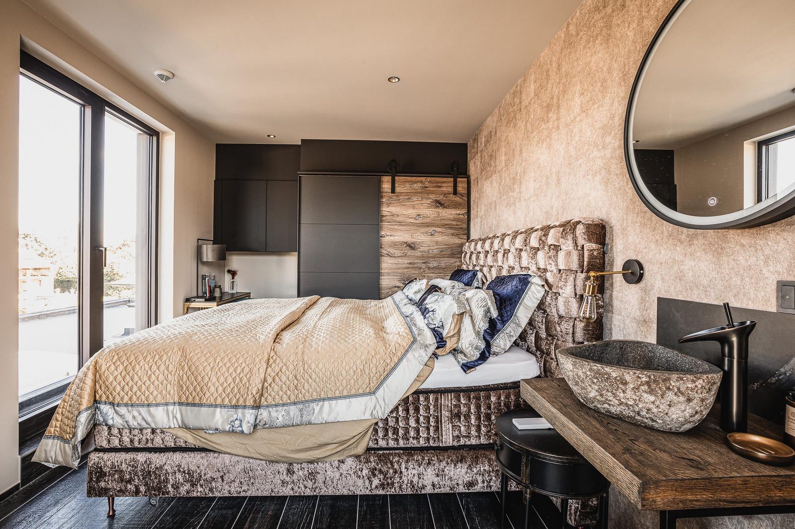 Sparkle Holiday Home