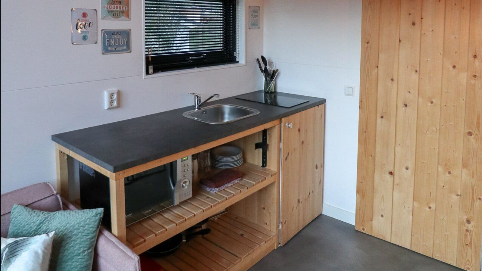 Tiny House 2 3
