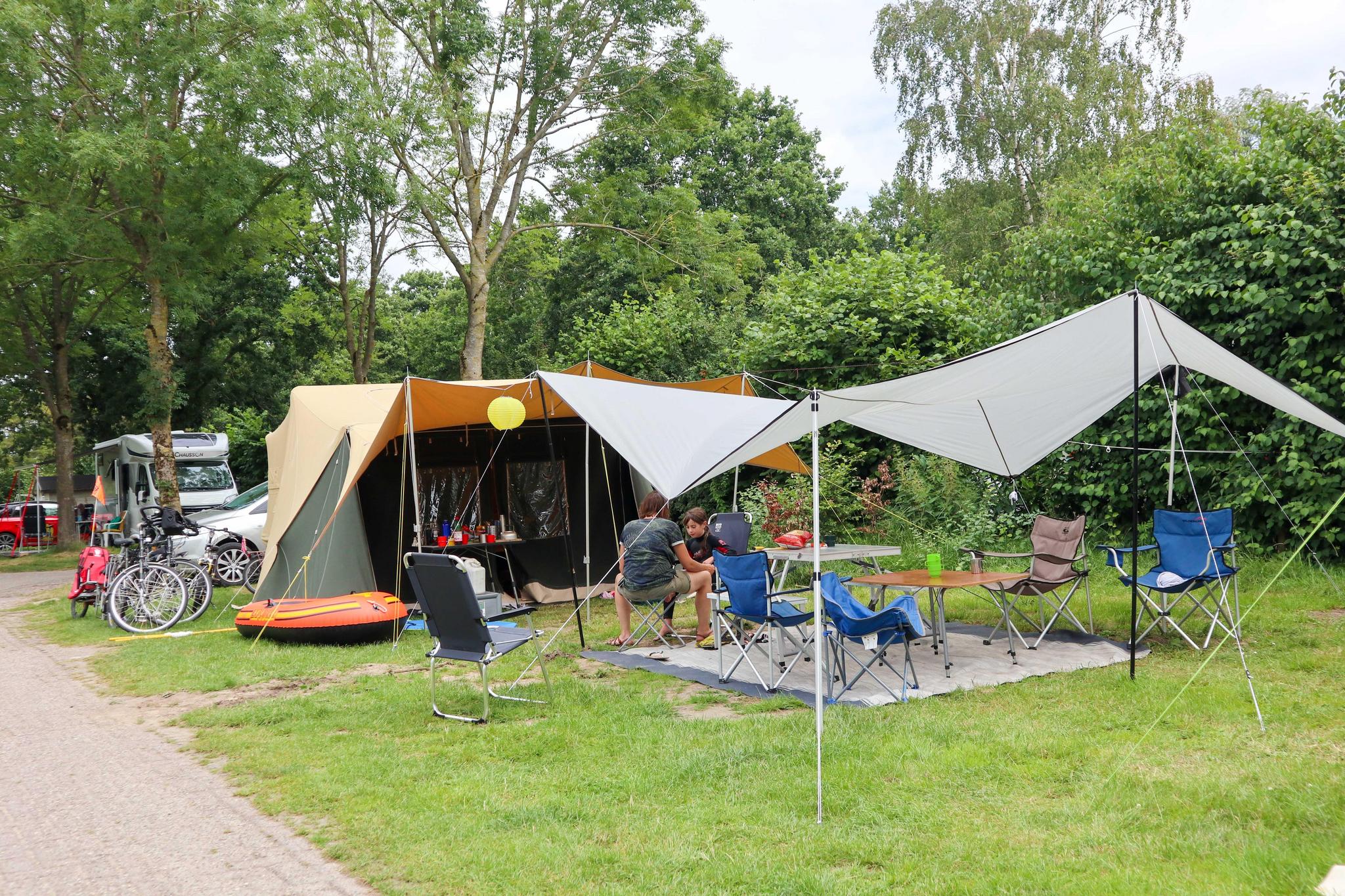 Unterkünfte Bad Hoophuizen - Camping Stellplatz - Kampeerplaats Comfort L - 11