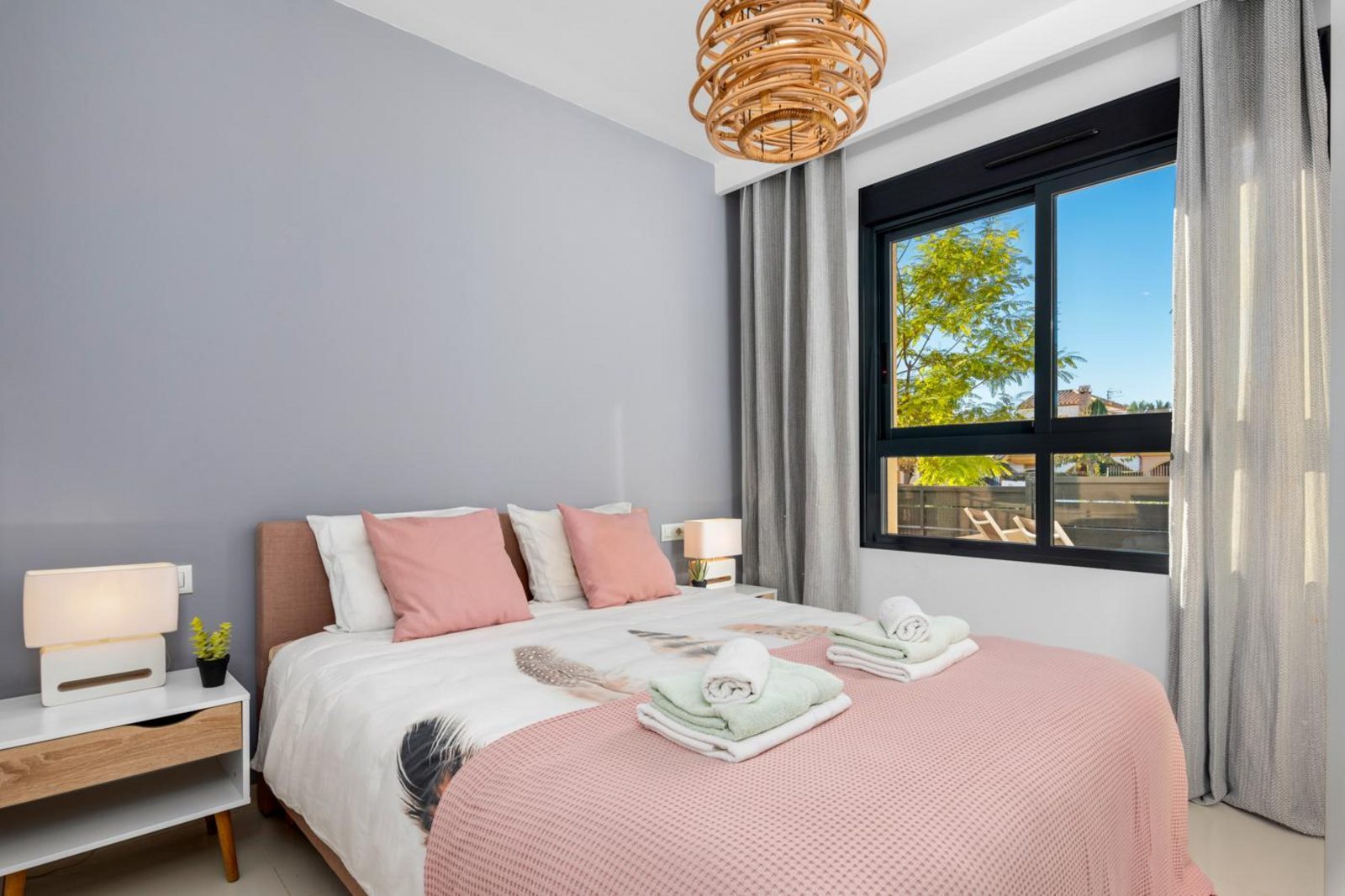 Luksusowy apartament Playa Elisa Bay