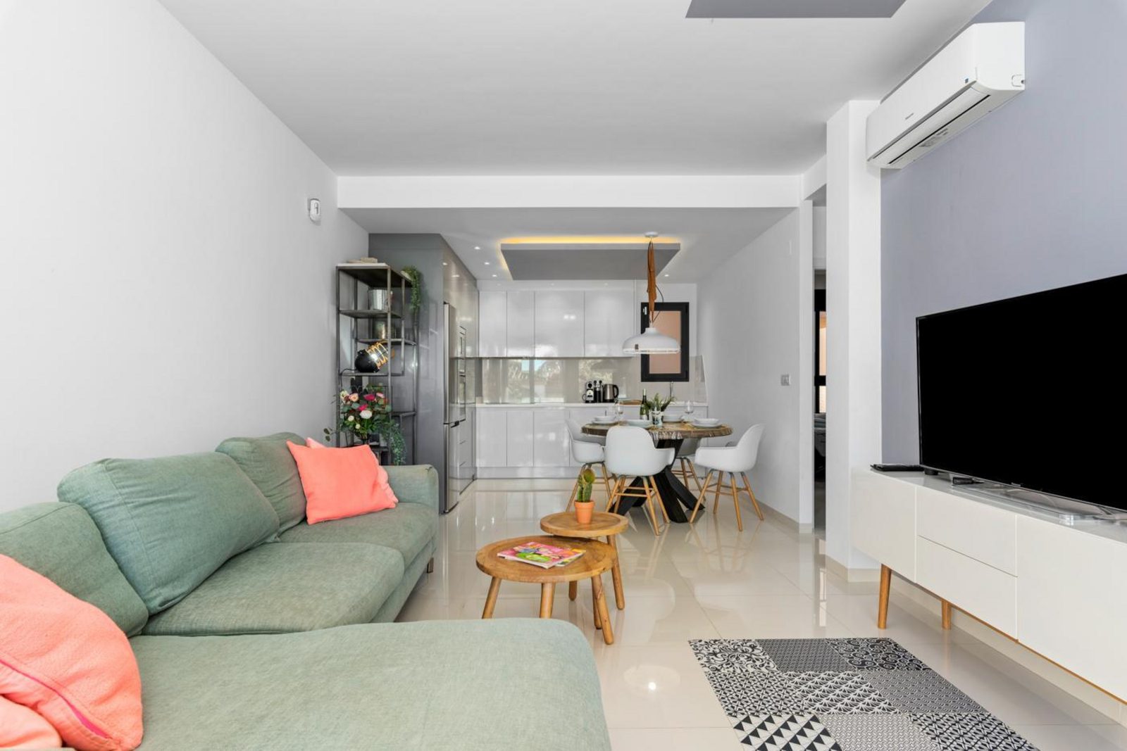 Luksusowy apartament Playa Elisa Bay