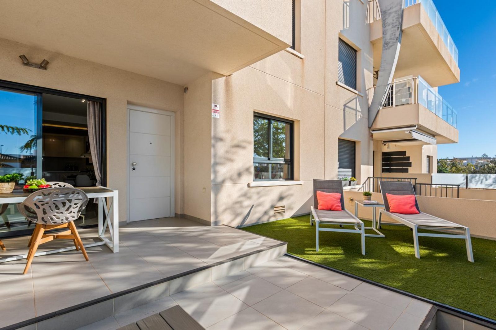 Luksusowy apartament Playa Elisa Bay
