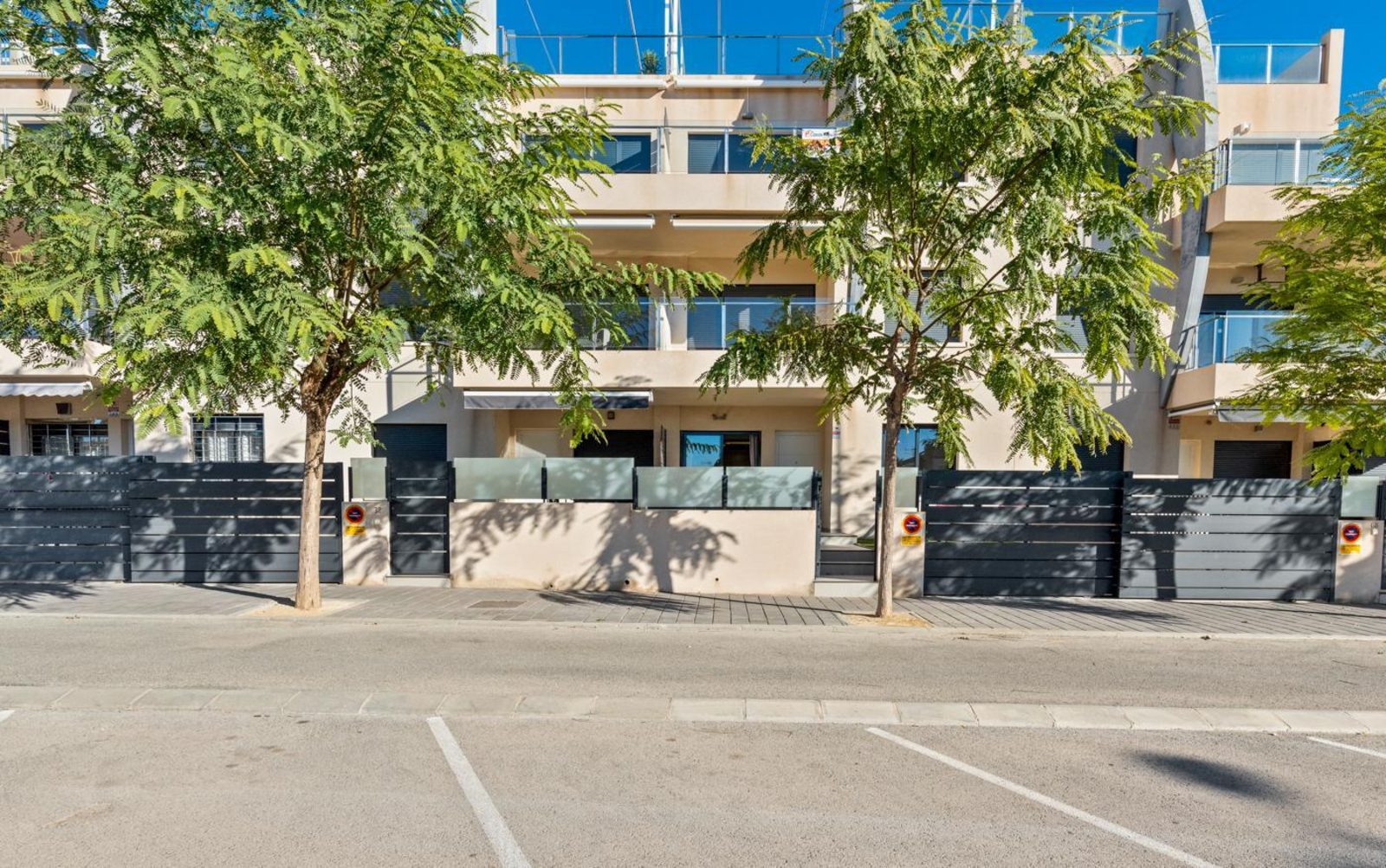 Luksusowy apartament Playa Elisa Bay